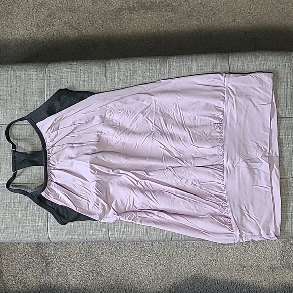 Lululemon tank Sz4 - Picture 3 of 5